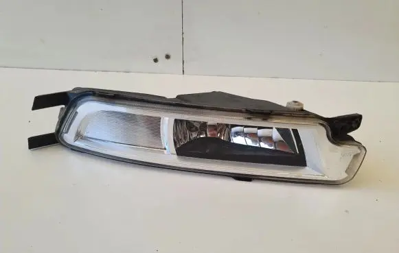 Volkswagen PASSAT B8 Front fog light 3G0941662H