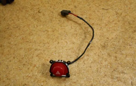 Maserati Quattroporte Hazard light switch