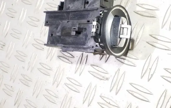 Volkswagen PASSAT B6 Ignition lock 3C0905843N 33303401 11601300360085