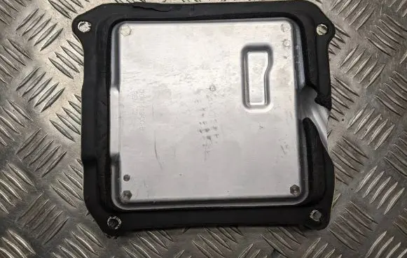 Tesla Model X Door control unit/module 104141900B