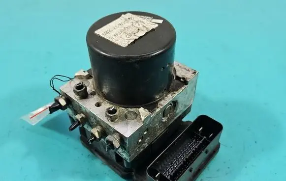 Ford Focus ABS Pump BV612C405AK IMPRK1566356