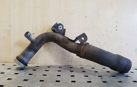 Renault Trafic II (X83) Engine coolant pipe/hose 8200801589