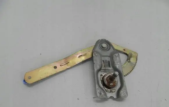Ford Escort Rear door manual window regulator 