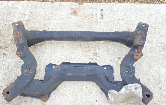 Mercedes-Benz E W211 Front subframe