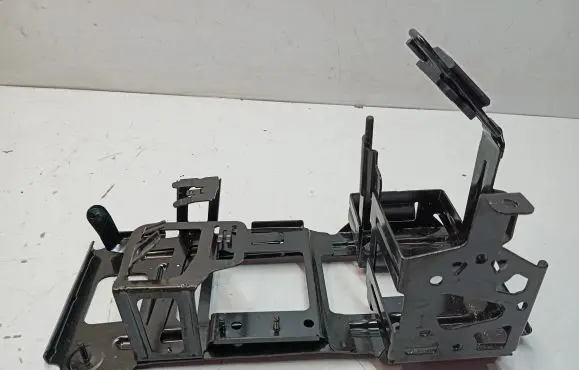Mercedes-Benz CLS C218 X218 Battery bracket A2125455640