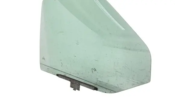 Volkswagen Multivan T4 Front door window glass four-door 43R001352