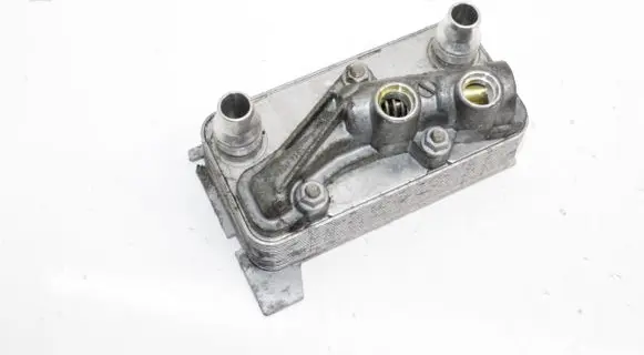 Mercedes-Benz S C217 Engine oil radiator A0995001900