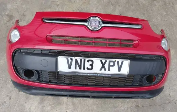 Fiat 500L Front bumper