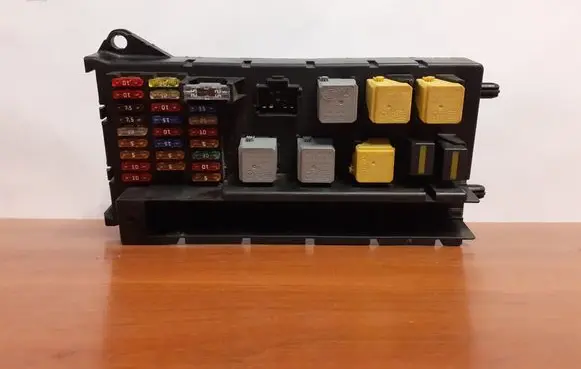 Mercedes-Benz Sprinter W906 Fuse box set 5452 A9065454701
