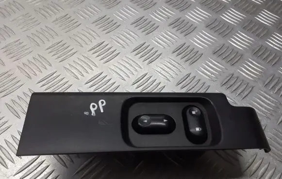 Land Rover Freelander Quarter vent window switch EIP5000240