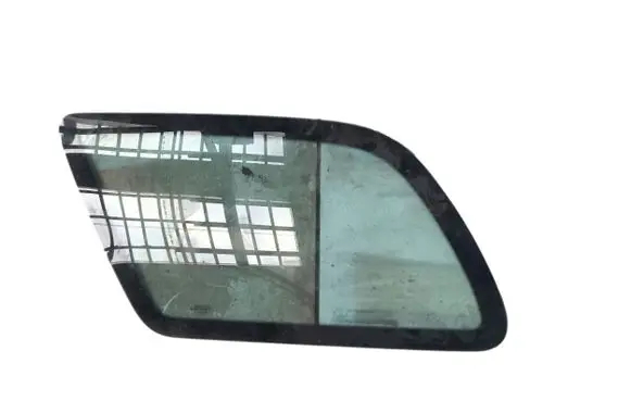 Ford Escort Rear side window 6183400