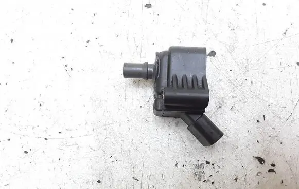 Volkswagen Up High voltage ignition coil 04e905110b