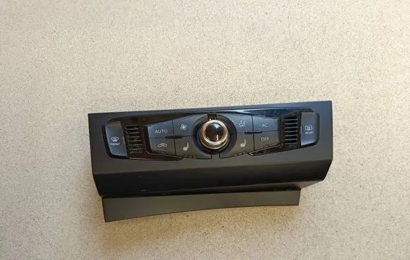 Audi A4 S4 B8 8K Climate control unit 8K1820043AG A2C37833500