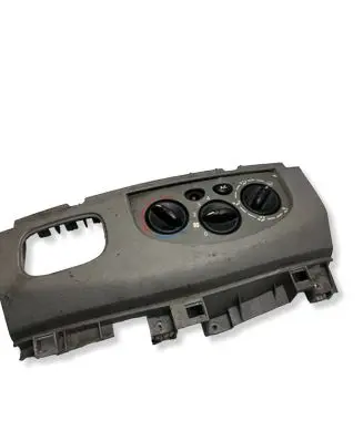 Opel Vivaro Climate control unit 8200004603 K1388 R6136S440