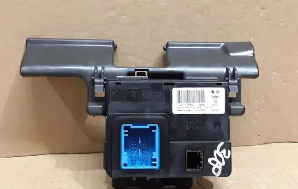 Peugeot 308 Air conditioning/heating control unit 9811039380