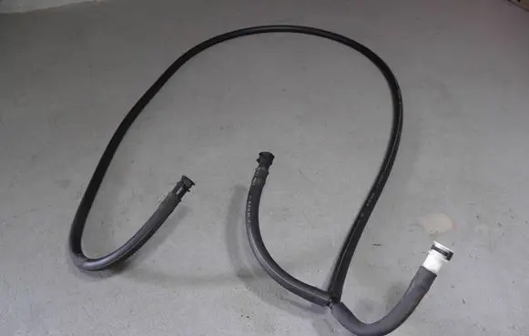 Mercedes-Benz GL X164 Headlight washer hose/pipe A1648600092