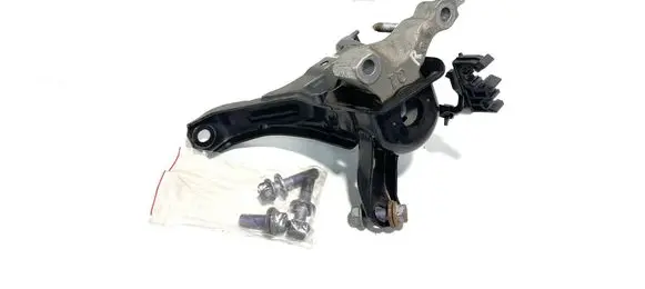 Engine mount bracket