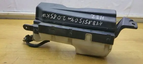 Toyota Avensis T250 Fuse box set 9008087030 9008087019