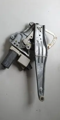 Toyota Avensis T250 Rear door window regulator motor