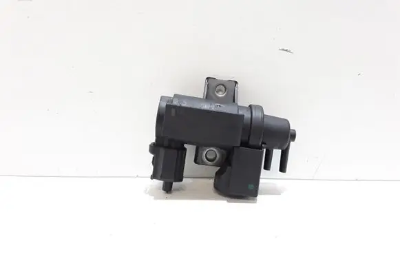 Vacuum valve