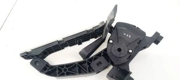KIA Optima Accelerator throttle pedal