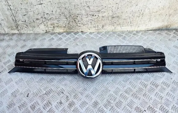 Volkswagen Golf VI Front bumper upper radiator grill 5K0853651 5K0853653