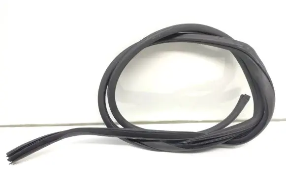 KIA Rio Rubber seal front door (on door) 