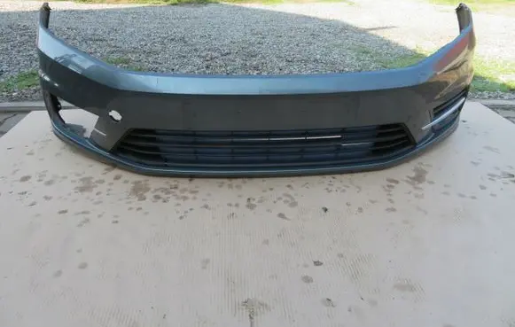 Volkswagen Golf III Front bumper TL.692916123