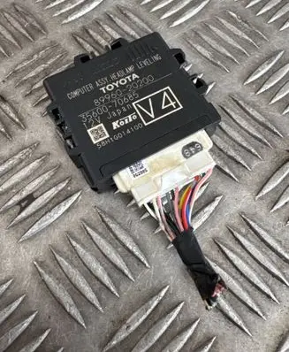 Toyota Avensis T270 Other control units/modules 8996020200 8H1G014100 3560070685
