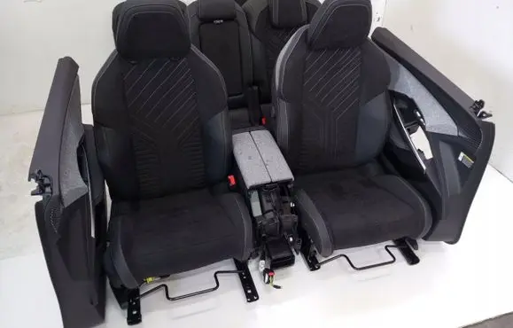 Peugeot 5008 III Other interior part