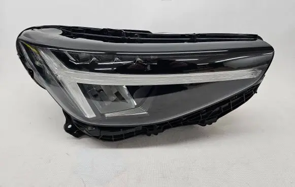 Volvo XC40 Headlight/headlamp 32338909