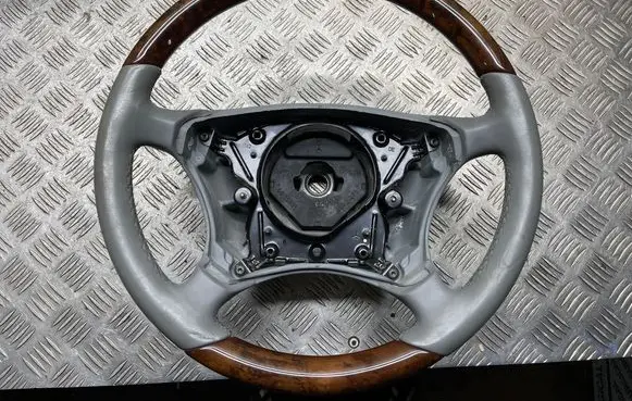 Mercedes-Benz CL C215 Steering wheel A2204601203F05 61045007A
