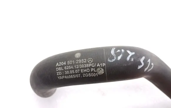 Mercedes-Benz E W212 Engine coolant pipe/hose A2045012982