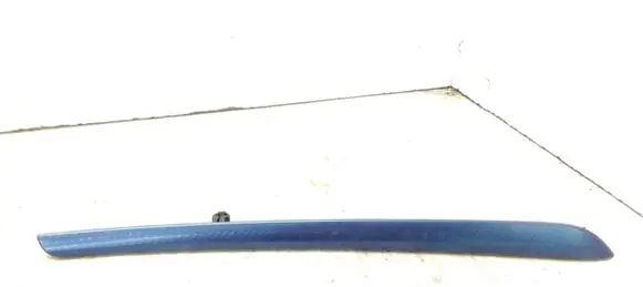 Renault Megane IV Front door trim bar 809A64311R