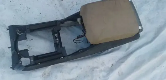 Land Rover Range Rover L322 Armrest 64228385389 64226901346