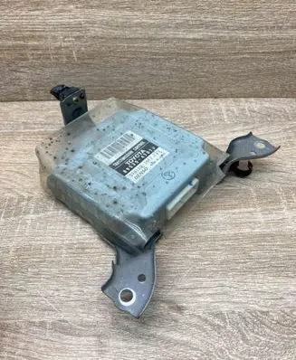Toyota Prius (NHW20) Gearbox control unit/module 8953547010