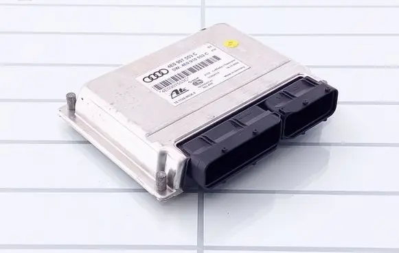Audi A8 S8 D3 4E Suspension control unit/module 15152800362 4E0907553C 5SG00840701