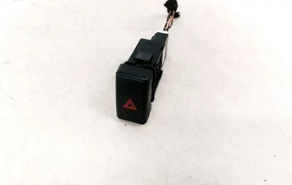 Mazda 3 I Hazard light switch BP4K864H0