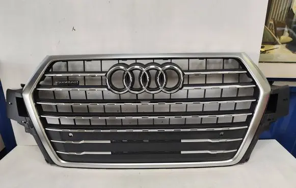 Audi Q7 4M Front bumper upper radiator grill 4M0853651JMX3 4M0853651F 4M0853651J