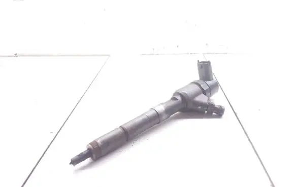Opel Meriva A Fuel injector 0445110183