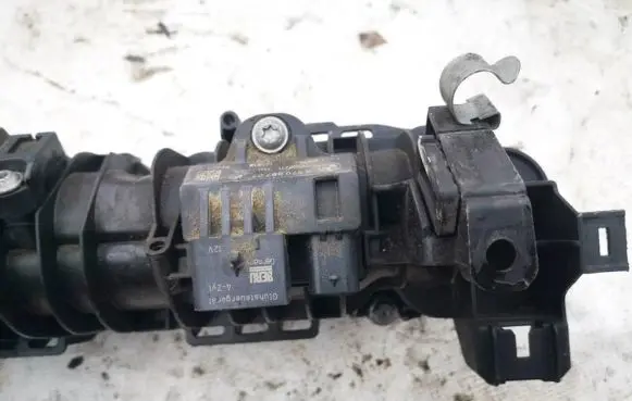BMW 5 GT F07 Glow plug pre-heat relay 857008702 0522120103
