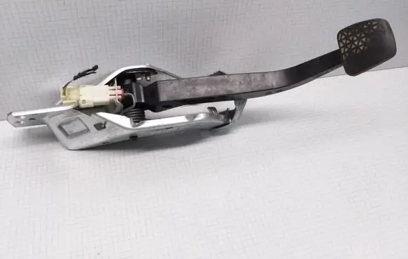 Clutch pedal