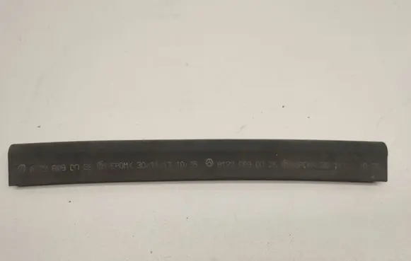 Mercedes-Benz SLK R172 Headlight/headlamp mounting bracket A1728890026