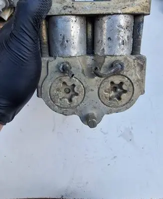 BMW 5 E34 ABS Pump 0265201022 1157874