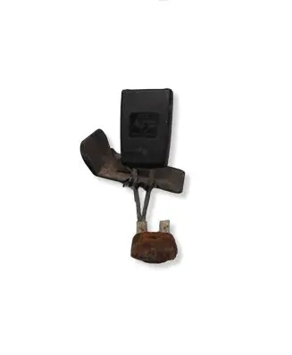 Audi A6 S6 C4 4A Rear seatbelt buckle 4B0857740A 17071998