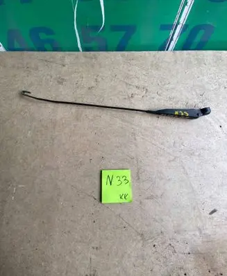 Renault Clio II Front wiper blade arm 8200071212