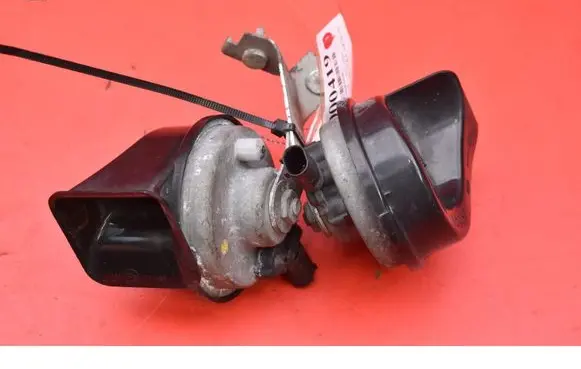 BMW X3 E83 Horn signal 024148