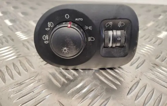 Seat Altea XL Light switch 5P1941431CB