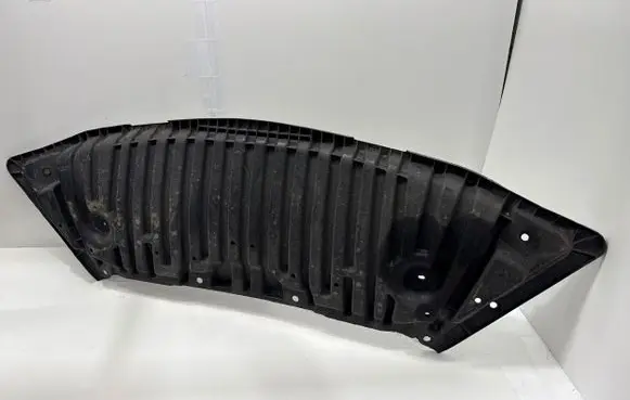 Mercedes-Benz C AMG W204 Front bumper skid plate/under tray A2045200723