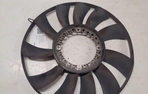 Skoda Superb B5 (3U) Fan impeller 058121301B